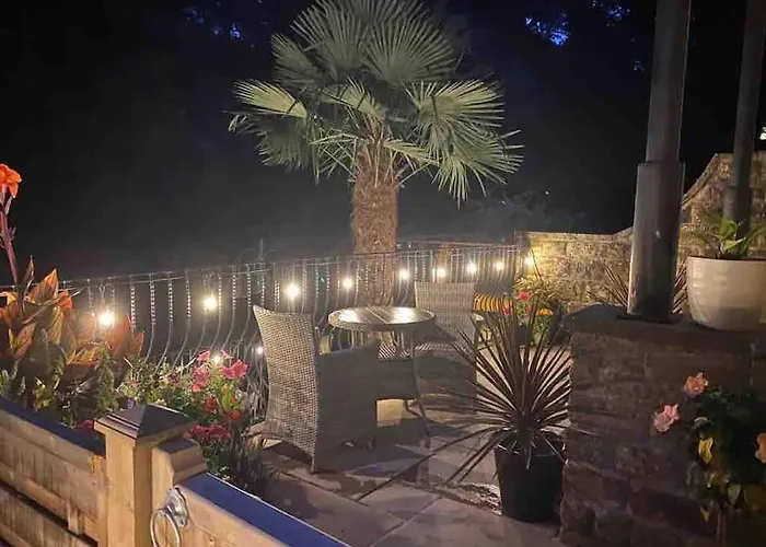 Riverside * Knaresborough